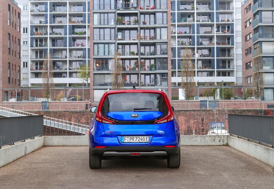  Kia Soul EV (SK3) 2019 года  (EU) (фото 43 из 44)